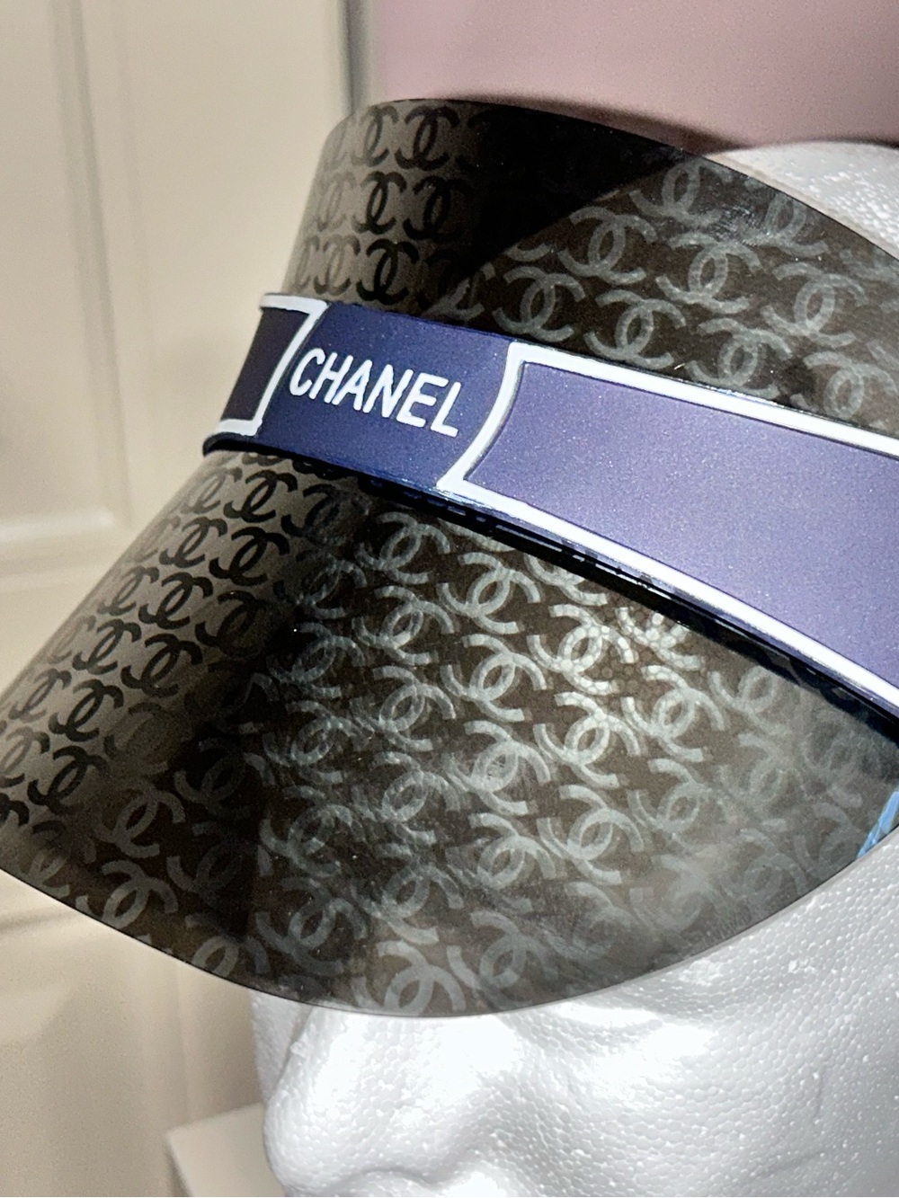 CHANEL Navy and Black Logo Visor - Picture 6 of 7